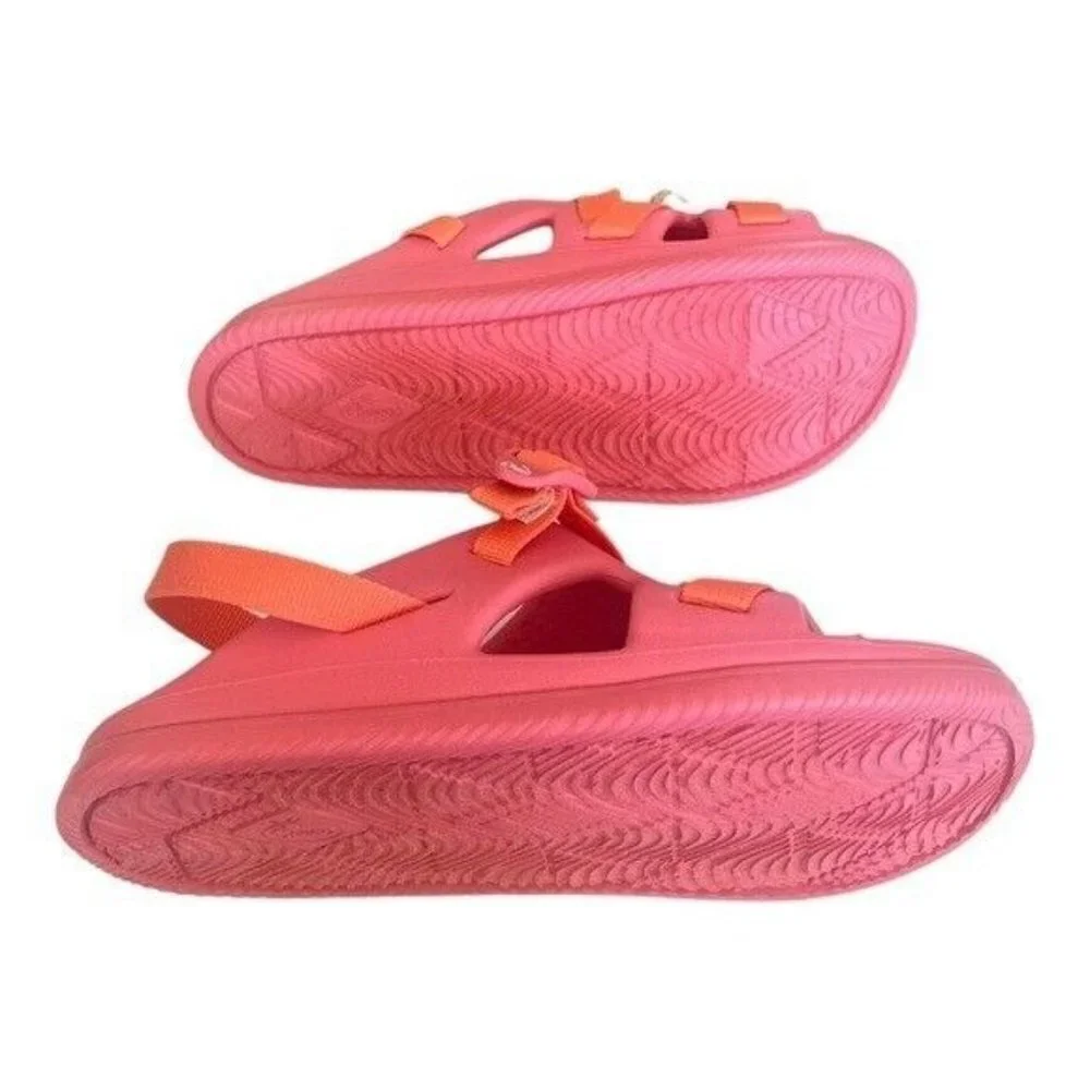 CHACO Chillos Sport Kids Rose Size 6 NEW $45